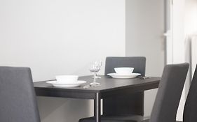 New Spacious & Stylist Apt